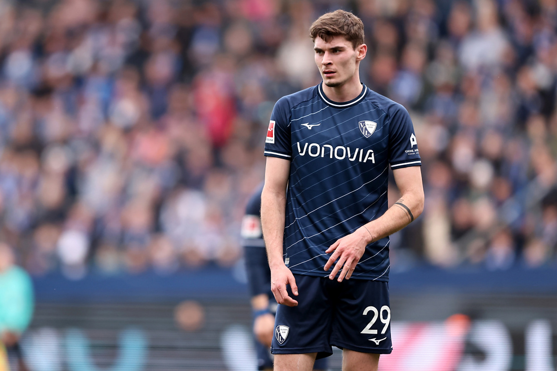 篮球NBA球队教练讨论轮换阵容（NBA球队教练研讨轮换阵容方案）