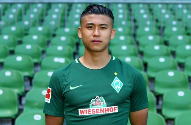 纷纷指出 纷纷指出